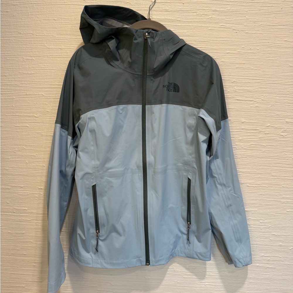 The North Face Women’s West Basin DryVent Jacket